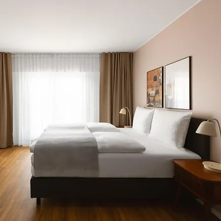 Ξενοδοχείο με διαμερίσματα Limehome Pionierstrasse Ντίσελντορφ