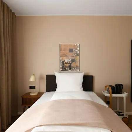 Limehome Pionierstrasse 3* Ντίσελντορφ