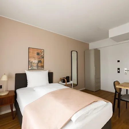 Ξενοδοχείο με διαμερίσματα Limehome Pionierstrasse
