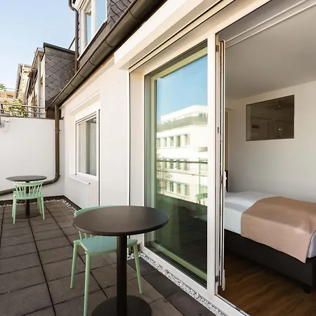 Ξενοδοχείο με διαμερίσματα Limehome Pionierstrasse