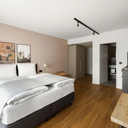 Ξενοδοχείο με διαμερίσματα Limehome Pionierstrasse