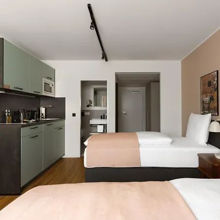 Limehome Pionierstrasse Ντίσελντορφ