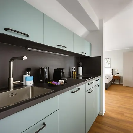 Ξενοδοχείο με διαμερίσματα Limehome Pionierstrasse Ντίσελντορφ